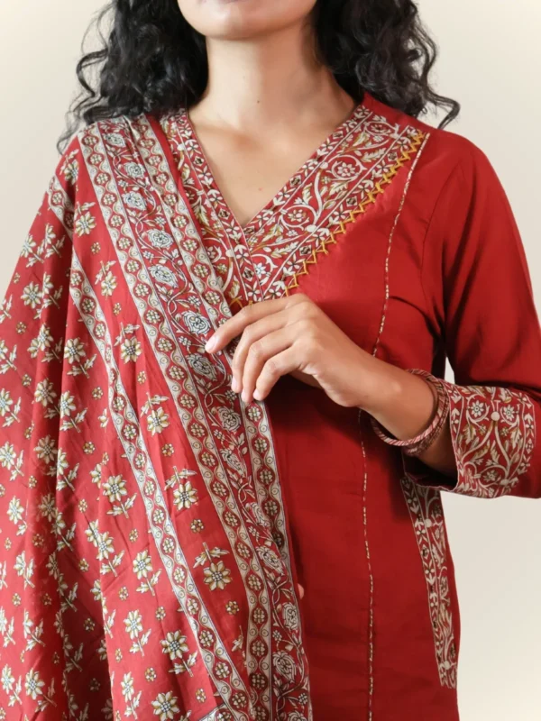 kurta set with pocket, front view, Pocket Dress