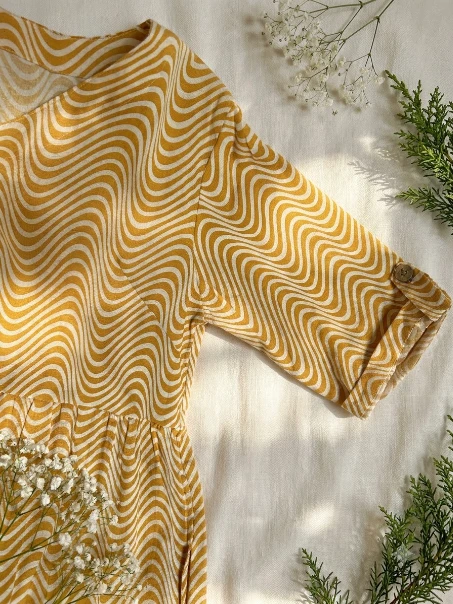 Yellow wave print midi dress with pockets, front view, Pocket Dress